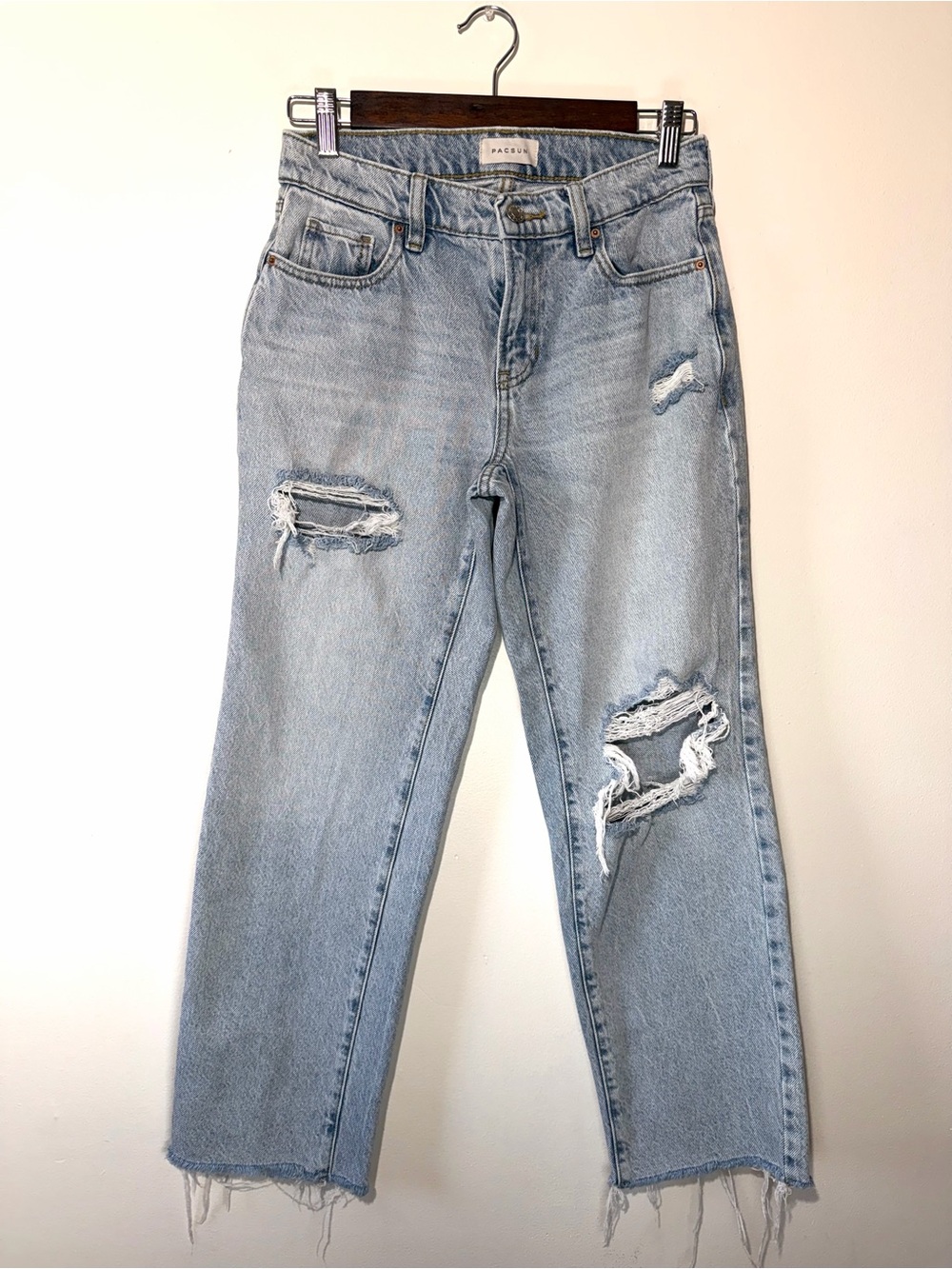 PacSun Light Wash 90’s Distressed Straight Leg Jeans